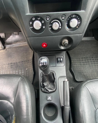 Mitsubishi Outlander cena 5900 przebieg: 360000, rok produkcji 2003 z Szczecin małe 466